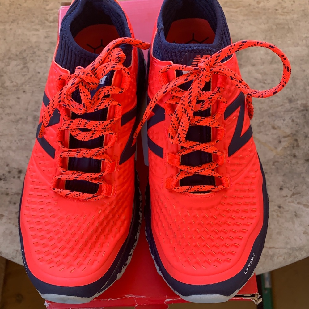 Balance shoe pretty hot pink
